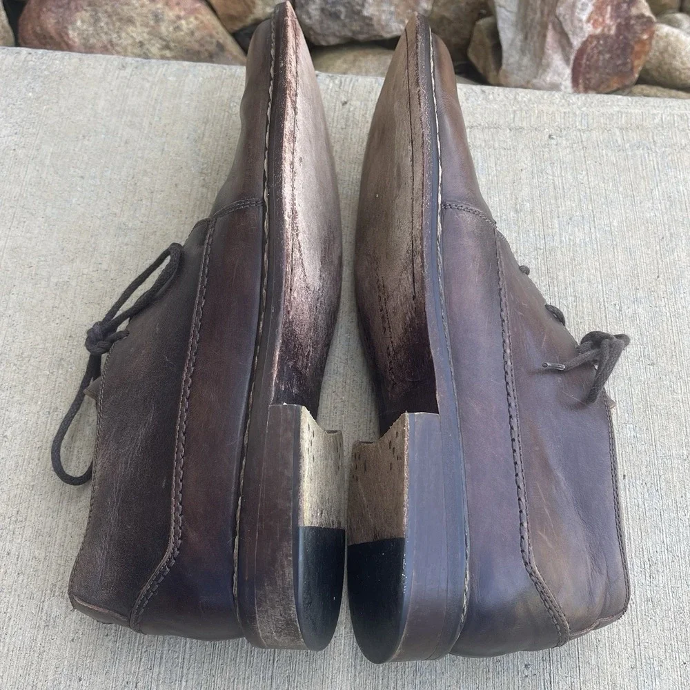 John Varvatos accents leather